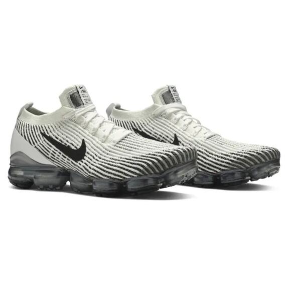Nike Air VaporMax‎ Flyknit 3 "Zebra" Men's Size 10.5 Athletic Shoe - Picture 1 of 9